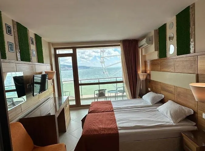 Briz - Section B Otel Sunny Beach