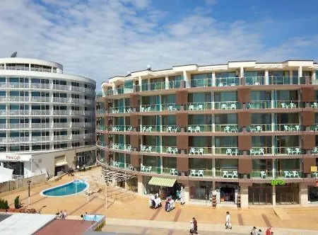 Briz - Section B Hotel