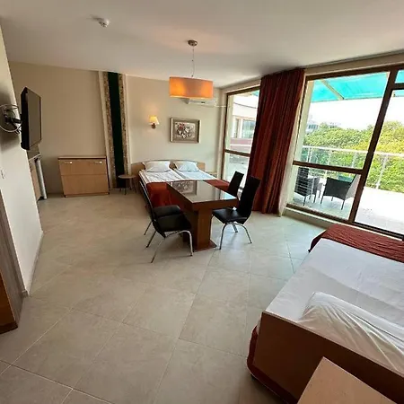 Hotel Briz - Section B