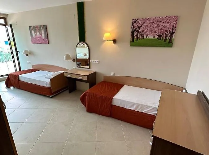 Hotel Briz - Section B 3*