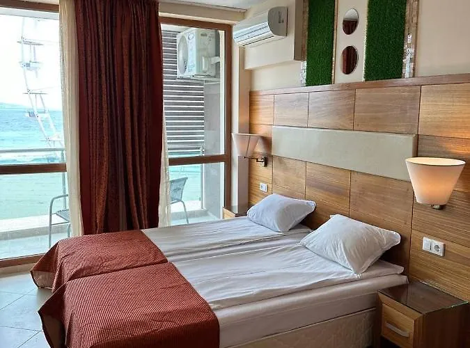 Briz - Section B Hotel 3*